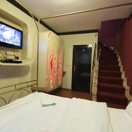 Element Istanbul