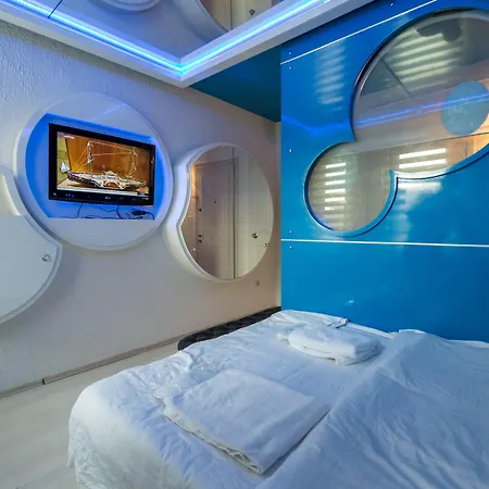 Element Hotel 3*