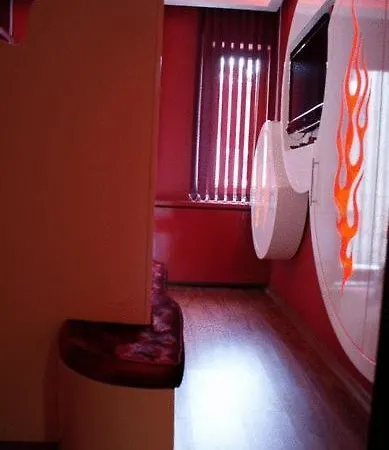 元素套房酒店 3*